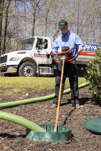 Signs Your Septic Tank Needs Cleaning—Don’t Ignore These Warnings